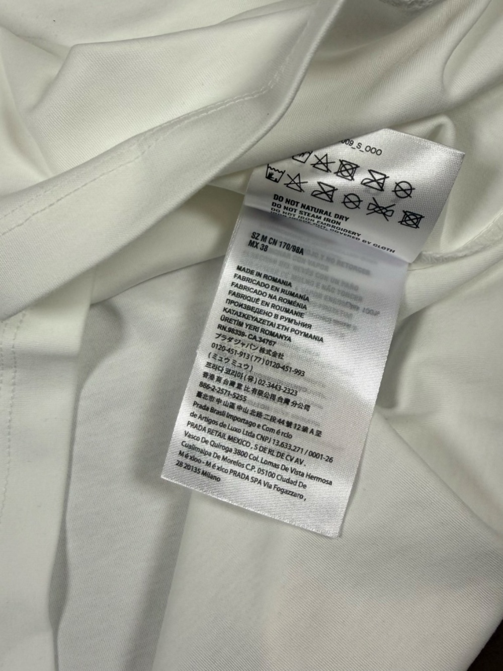 PRADA MEN'S WHITE COTTON T-SHIRT M REGULAR FIT ENAMELED TRIANGLE LOGO EXCELLENT - Picture 8 of 8